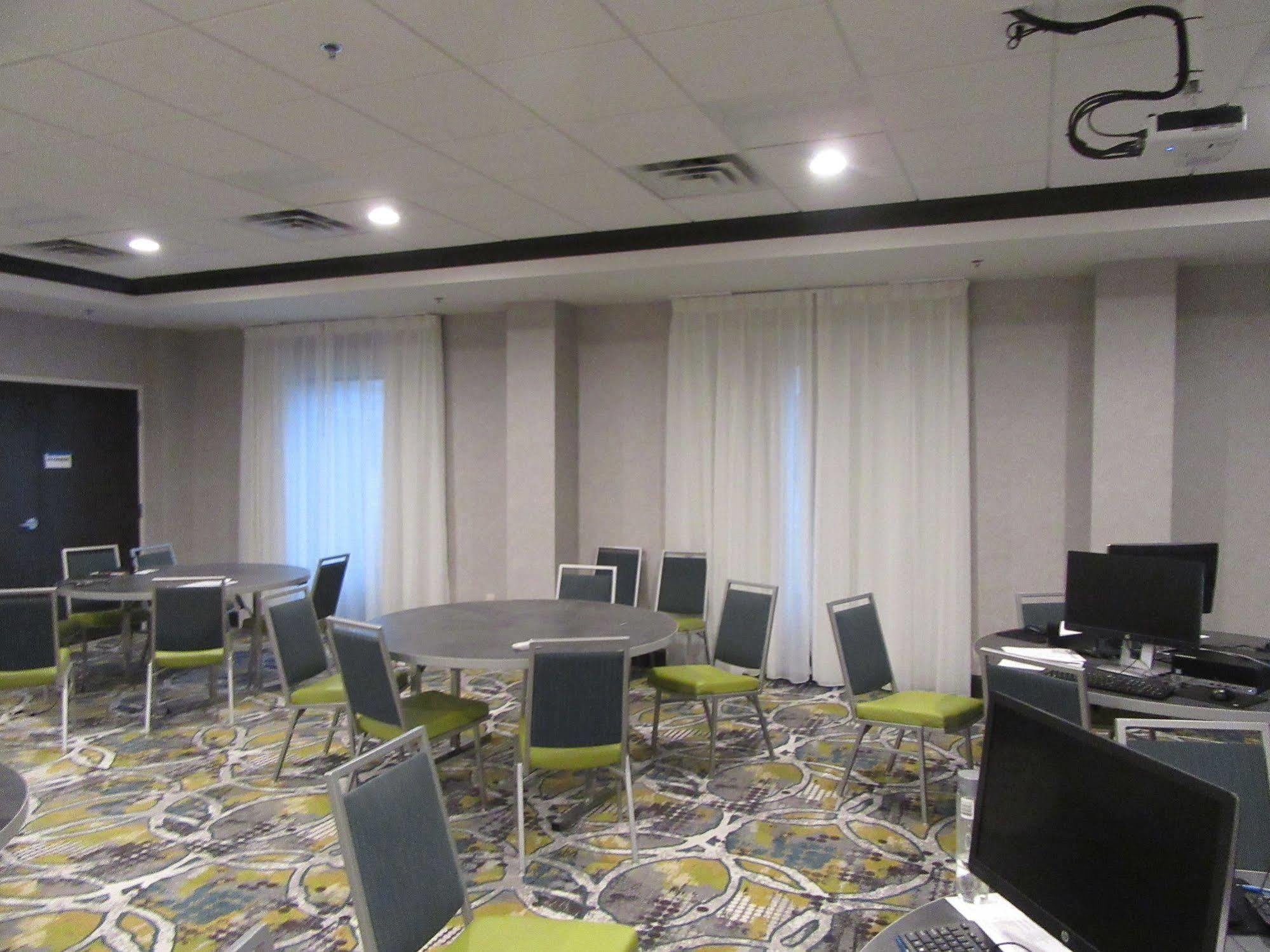 Hampton Inn & Suites By Hilton Knightdale Raleigh Exteriör bild